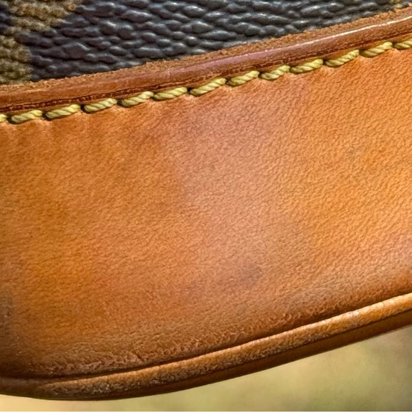 Authentic Louis Vuitton Alma - Picture 7 of 14